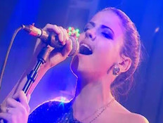 יהלומית שימוביץ - בוא ותראה אותי (תמונת AVI: mako)