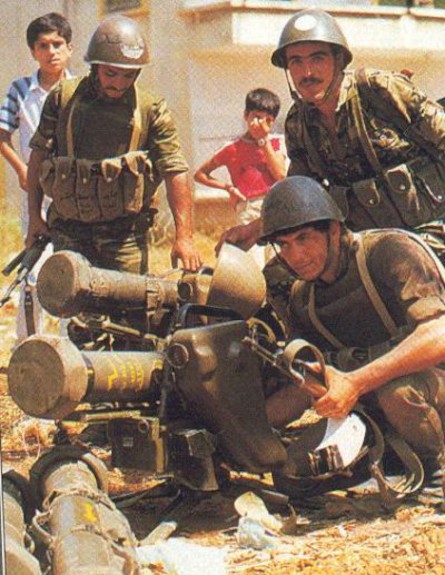 מלחמת לבנון - חיילים סורים עם טיל מילאן (צילום: acig.org, ויקיפדיה)