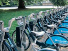 טורי האופניים לרשות הציבור בעיר - הגרוב שלפני האולימפיאדה (צילום: גלית חתן, רויטרס, Gettyimages ישראל, גלובס)