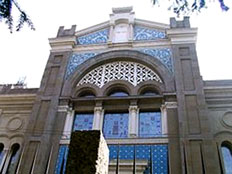 על הכוונת: בית הכנסת במילאנו (צילום: אתר kosherdelight)