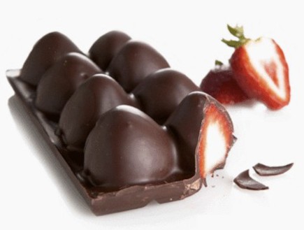 חטיף שוקולד ותותים (צילום: לקוח מהאתר ttimechic.com)