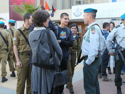גיוס תותחנים ופיקוד העורף מרץ 2012 (צילום: ראובן שניידר )