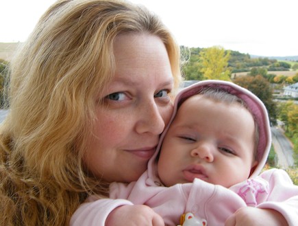 היידי אור עם בתה - לידה עולמית (צילום: היידי אור)