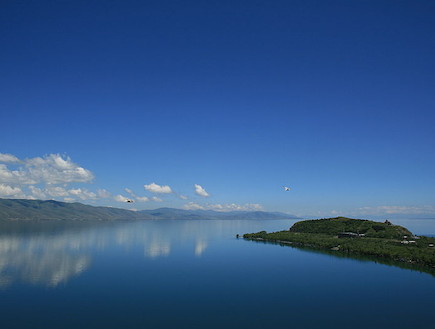 אגם סוואן - דרך המשי יוצר a-rubenyan (צילום: a-rubenyan)