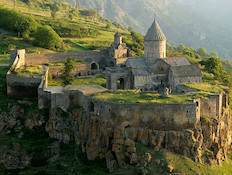 המנזר הכי יפה - דרך המשי יוצר Alexander Naumov (צילום: Alexander Naumov)