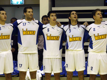 שחקני נבחרת ישראל (צילום: ספורט 5)