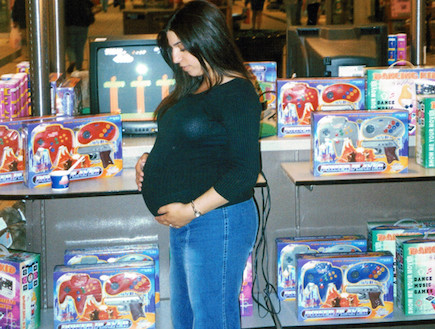לימור גבאי בהריון- לידה עולמית (צילום: תומר ושחר צלמים)