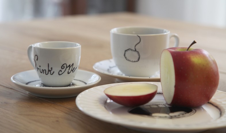 סט כוסות תה (וידאו WMV: איה הקטין רגעים לתמיד, living)