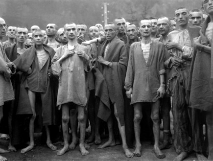 מחנה ריכוז (צילום: צבא ארצות הברית)