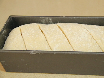 לחם תפוחי אדמה (צילום: חן שוקרון, mako אוכל)