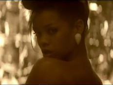 ריהאנה בג'ונגל (צילום: צילום מסך מתוך youtube)