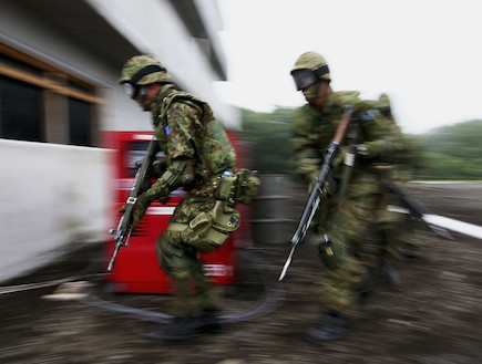 צבא יפן (צילום: Koichi Kamoshida, GettyImages IL)