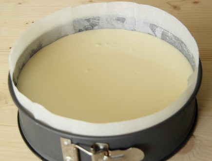 עוגת גבינה אפויה 6 (צילום: חן שוקרון, mako אוכל)