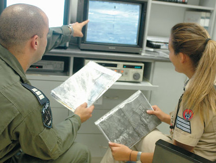 מדריכות סימולטור (צילום: אתר חיל האוויר)