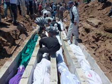 גופות ההרוגים בסוריה, ארכיון (צילום: רויטרס)