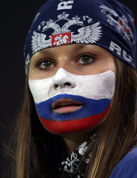 אוהדת רוסיה (צילום: Patrik Stollarz, GettyImages IL)