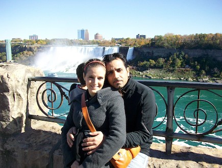 חסידה בהריון ובעלה - ללדת בקנדה (צילום: תומר ושחר צלמים)