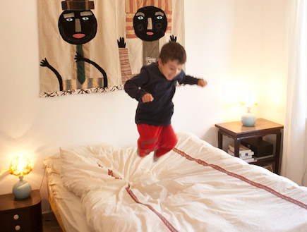 חדר שינה (צילום: מתוך קטלוג פמינה 2010, עידו לביא (ארכיון), living)