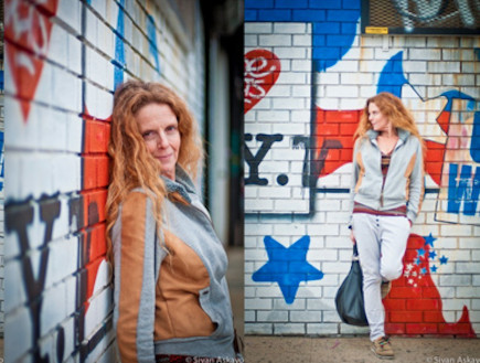 תמונות מניו יורק אישה על קיר גרפיטי (צילום: סיון אסקיו)