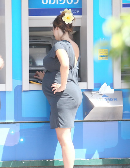 קרן פלס בהריון יוני 2012 (צילום: ראובן שניידר )