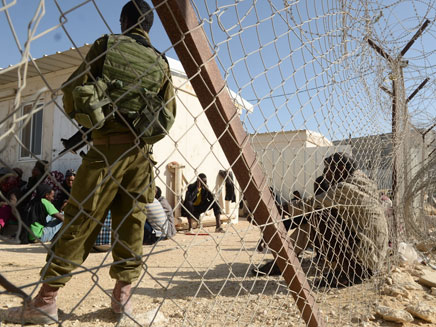 נציבות האו"ם לפליטים: "פתחו הדלת". ארכיון (צילום: בן אברהם, "במחנה")
