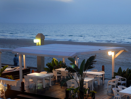 קלמה, מסעדת חוף (צילום: דיאל תקשורת,  יחסי ציבור )