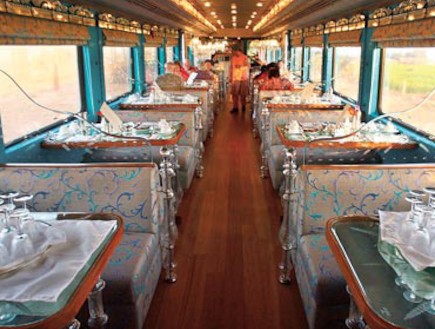 קרון לוקסוס ברכבת בהודו (צילום: גלובס)