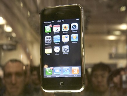 אייפון (צילום: David Paul Morris, GettyImages IL)