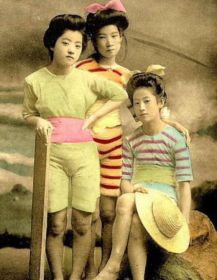 נערות בגדי הים של יפן