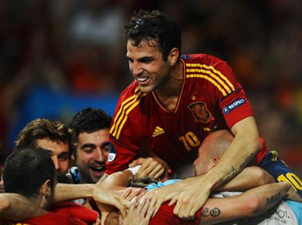 ערימת ספרדים בנבחרת המצטיינים (gettyimages) (צילום: ספורט 5)