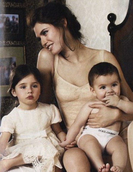 דולצ'ה וגבאנה - פרסומת לליין התינוקות (צילום: MailOnline)