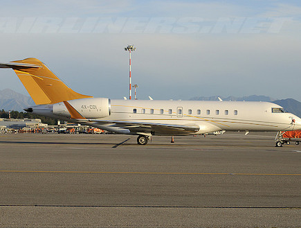 עבור כ-8 אלפי דולרים, כל זה שלכם לשעה. מטוס הגלובל 5000 של ורטהימר (צילום: www.airliners.net)