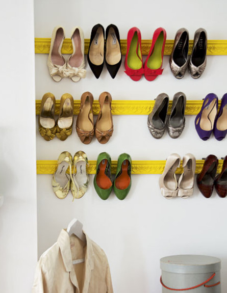 לייסט דקורטיבי כפתרון לאחסון נעלים (צילום: מתוך האתר www.housetohome.co.uk)