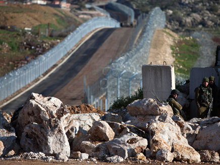 שוב ירי לכיוון ישראל . הגבול בגולן (צילום: רויטרס)