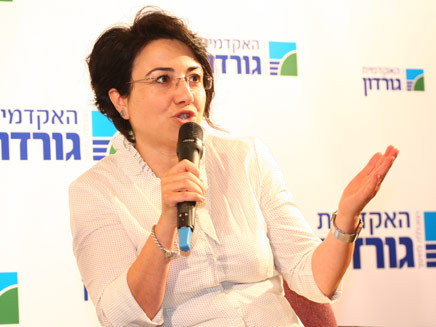 "ומה עם הפלסטינים?"; ח"כ זועבי (צילום: מדברים גורדון)