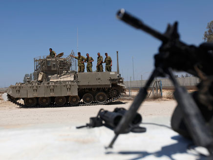 הצבא המצרי, היום באל-עריש (צילום: רויטרס)