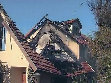 בתים עלו באש, קרית טבעון (צילום: חדשות 2)