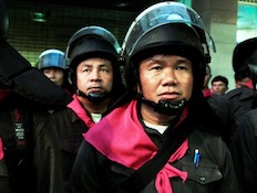 שוטרים תאילנדים (צילום: Luis Ascui, GettyImages IL)