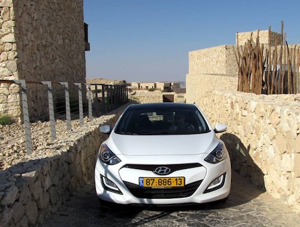 יונדאי i30 (צילום: טלי סול גומא)