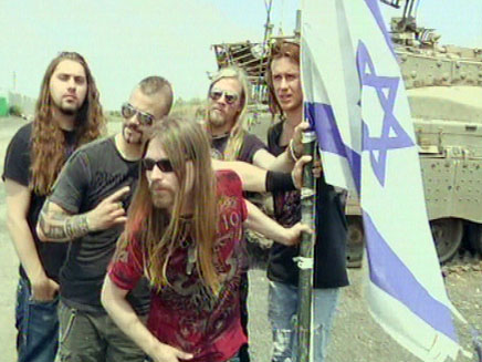 סבאטון מגיעים להופעה בישראל (צילום: חדשות 2)