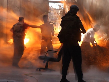 המורדים בקרבות בסוריה (צילום: טרייסי שלטון, גלובל פוסט)