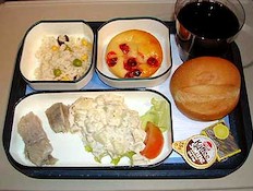 ארוחה אסטוניין איר (צילום: airlinemeals.com)