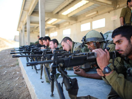 צפו בתמונות מתחרות הצנחנים (צילום: דו