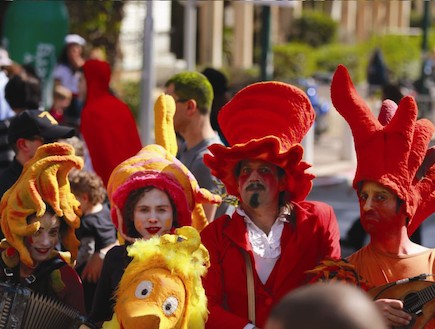 פסטיבל אמני רחוב באילת (צילום: רועי לינדנבאום)