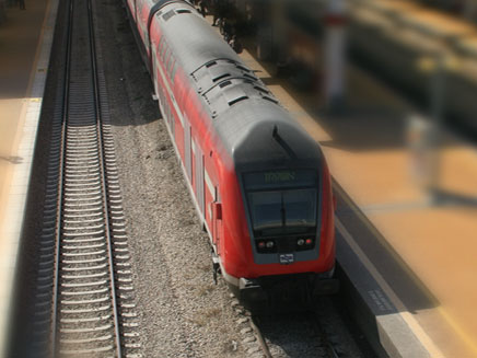 התנועה הופסקה, רכבת ישראל. ארכיון (צילום: חדשות 2)