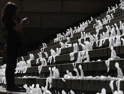 מדרגות שחור לבן (צילום: מתוך האתר chinadaily.com)