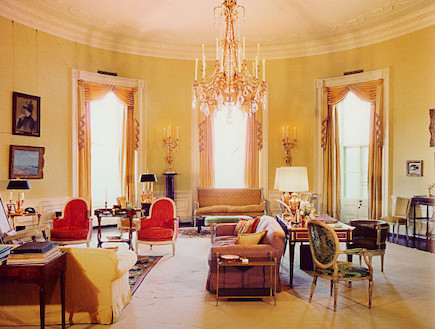 yellow-oval-room-c1962- אחרי השיפוץ של גקי (צילום: מתוך האתר -whitehousemuseum.org)