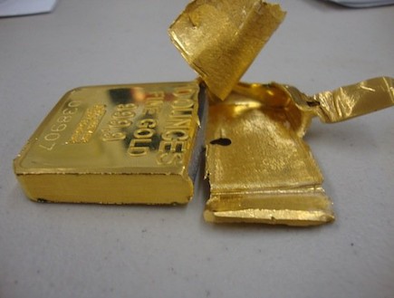 מטילי זהב מזוייפים (צילום: businessinsider.com)