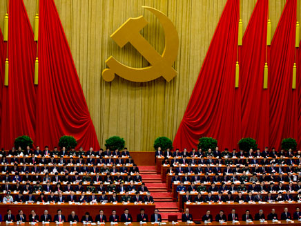 סיכום עולמי: חילופי שלטון בסין (צילום: AP)