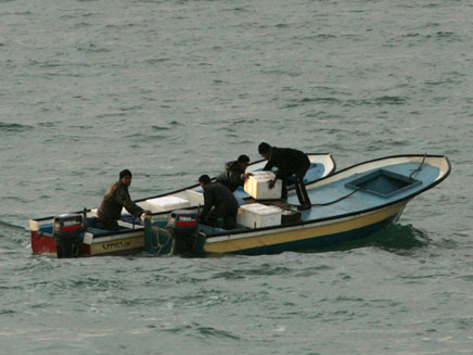 דייגים פלסטינים. ארכיון (צילום: AP)